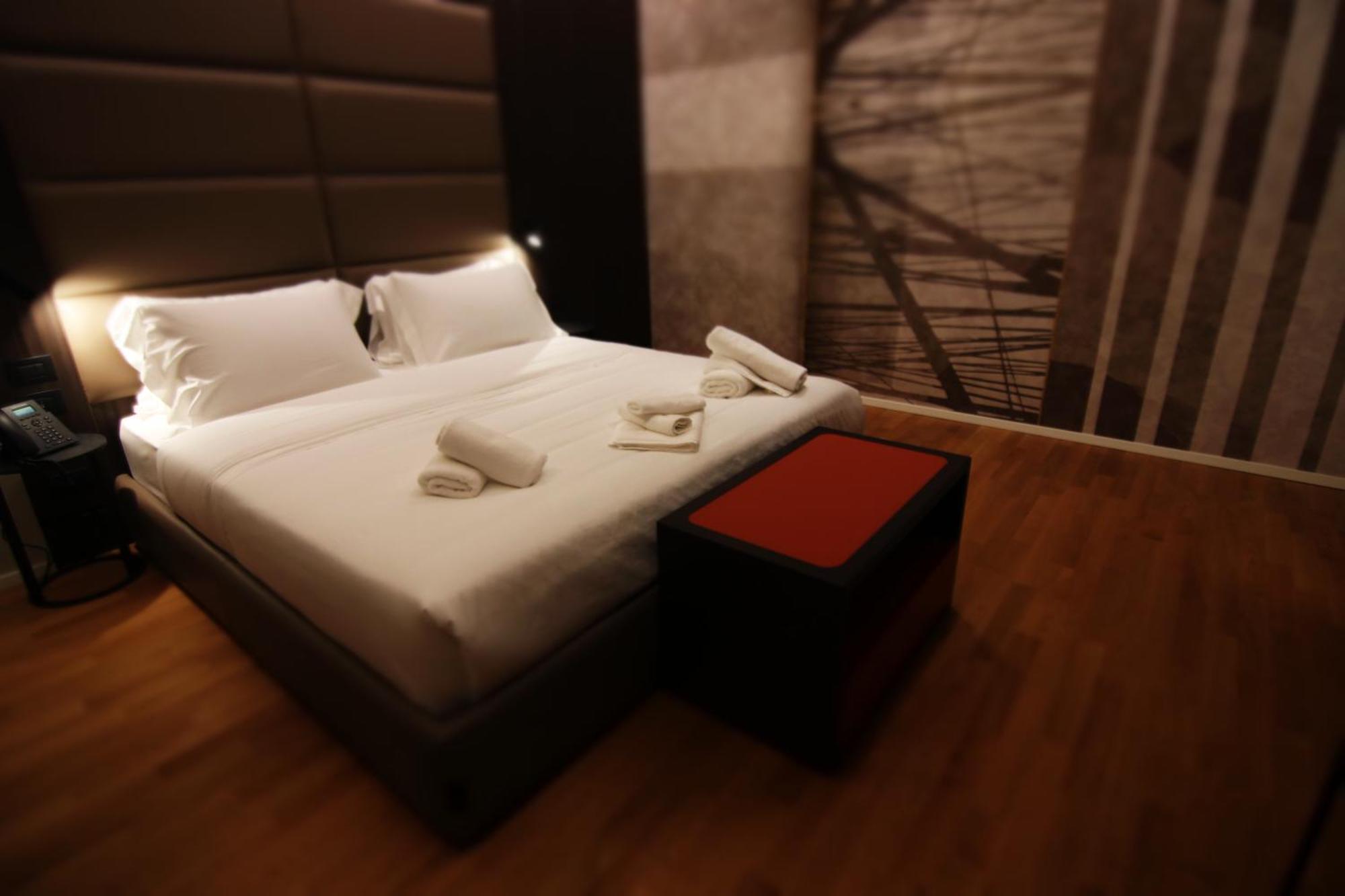 Boutique Hotel Adelar Tirana Eksteriør billede